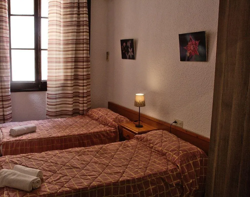 Hostal Dragonfly Bcn Barselona Otel