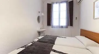 Hotel Hostal Dragonfly Bcn Barcelona Spain